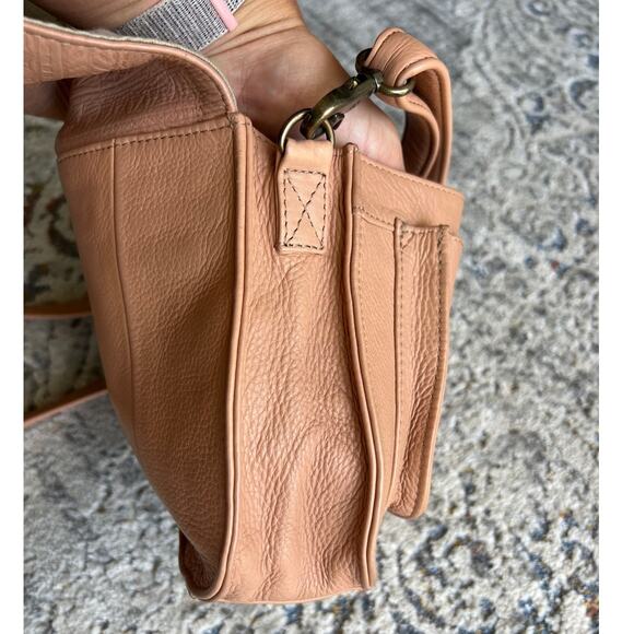 Small Day & Mood "Tribal-Like" Embossed Leather Crossbody Saddle Bag - Picture 10 of 12